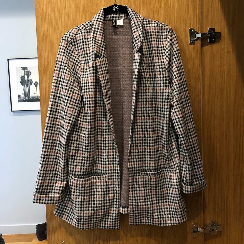 NWOT Houndstooth red, black and white jacket